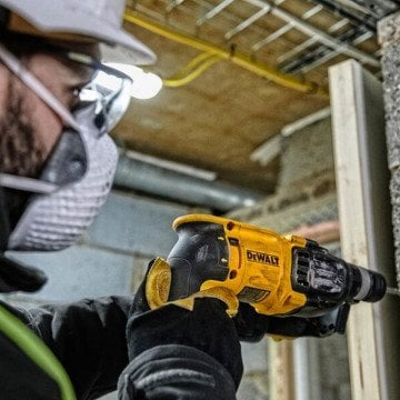 DEWALT 26 mm. 800 W 2,6 Kg. Kırıcı Delici D25133K